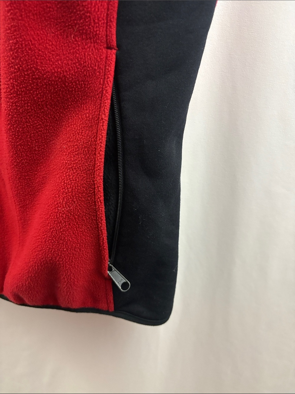 Marmot Womens Windstopper Full Zip Fleece Vest Polyester Red Size medium - Picture 3 of 8